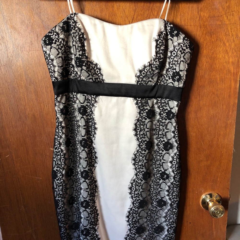 Strapless dress